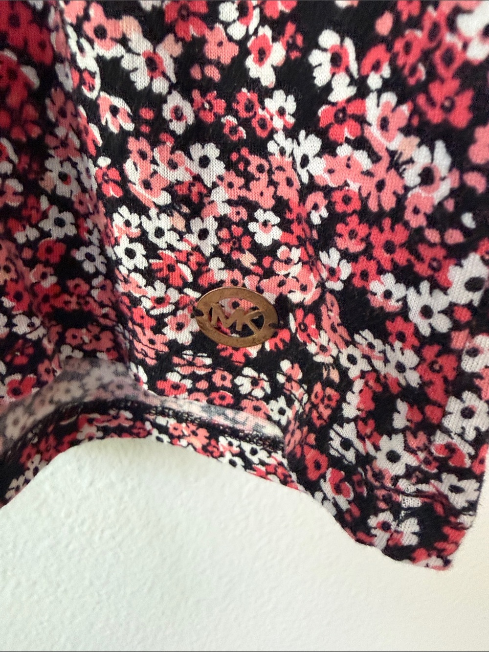 Cute and comfy designer top! - Picture 3 of 6